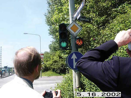 Figure 4-7. Supplemental signal warning rightturning motorists about pedestrians