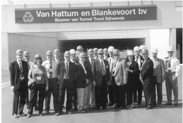 Contract Administration team in front of the Van Hattum en Blankevoort bv