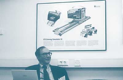 Barry Kantowitz, report facilitator, participates in meeting on high-fidelity driving simulators