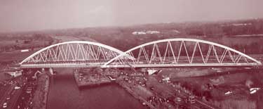 Moving large bridges with SPMTs